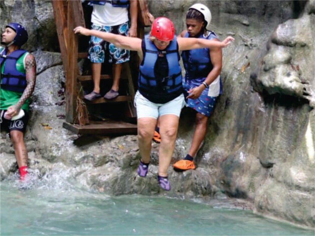 Damajagua Waterfalls Adventure: Hiking & Natural Slides 4